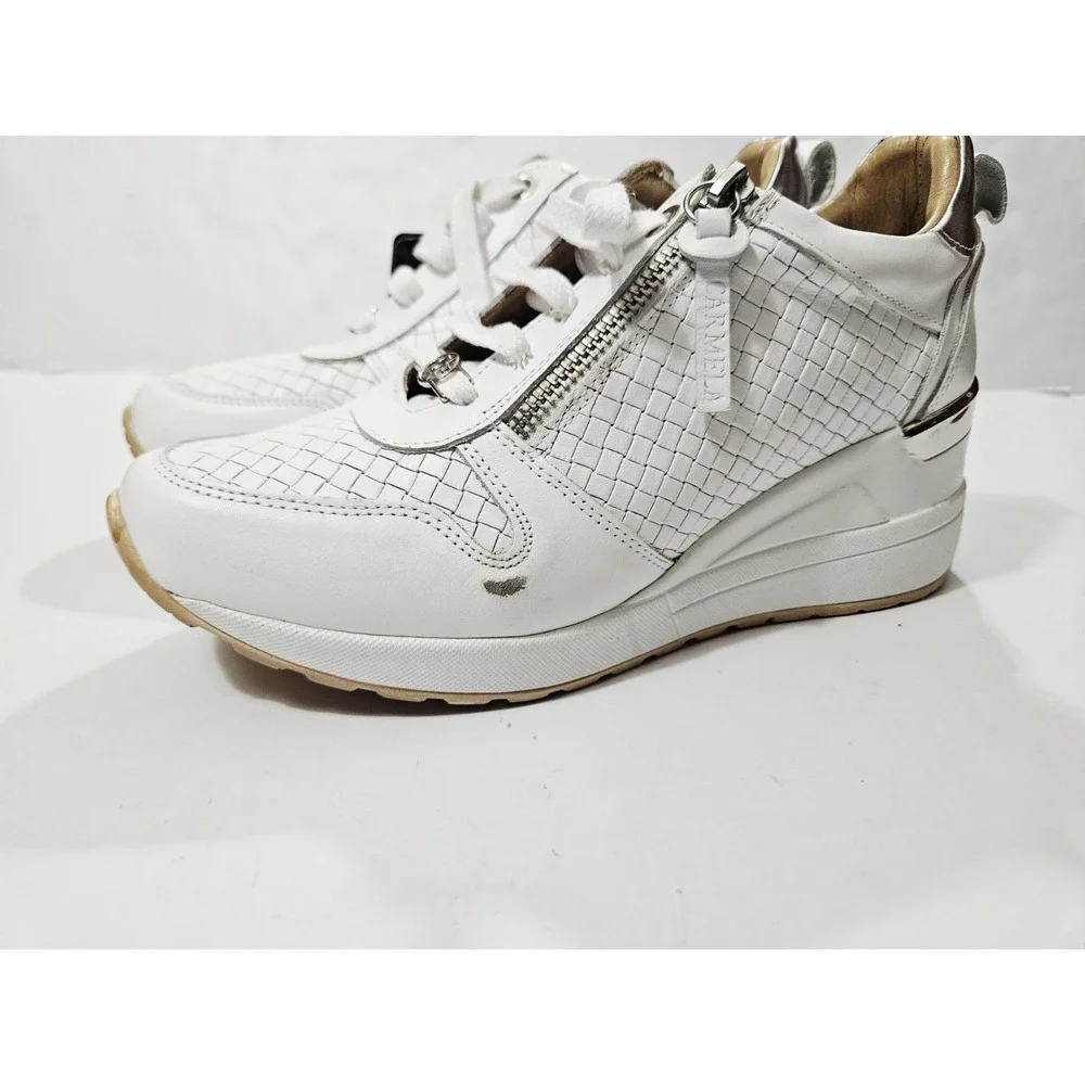 Carmela Women's Casual Wedge Leather Sneakers, Size Euro 40 White‎